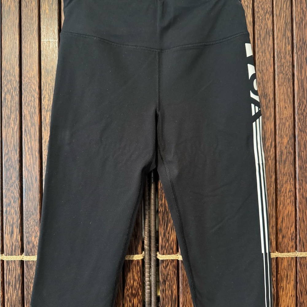 VSX Black Calf-Length Leggings with White Accent